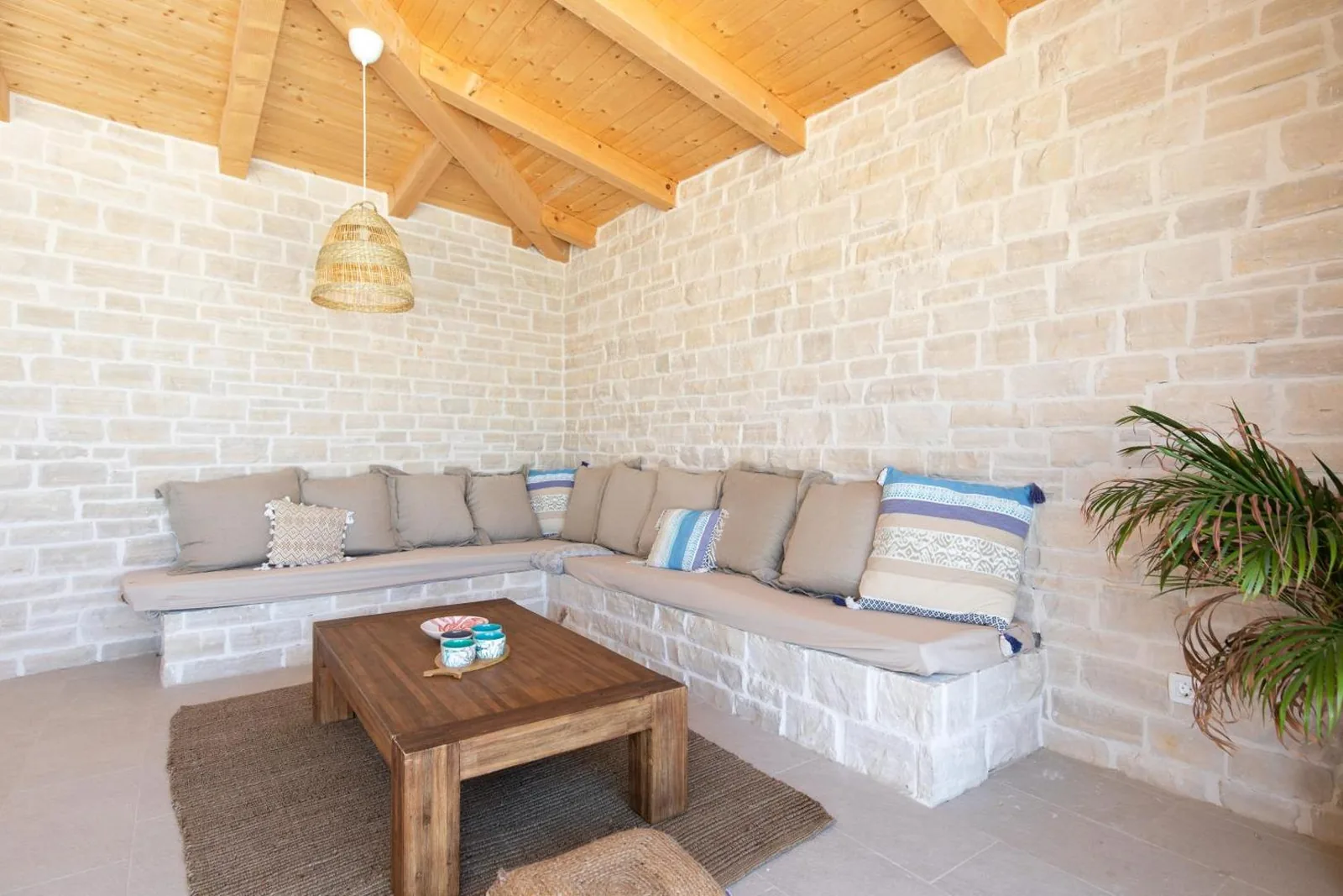 Villa VESPERA-Infinity Heated Pool, Bild 9